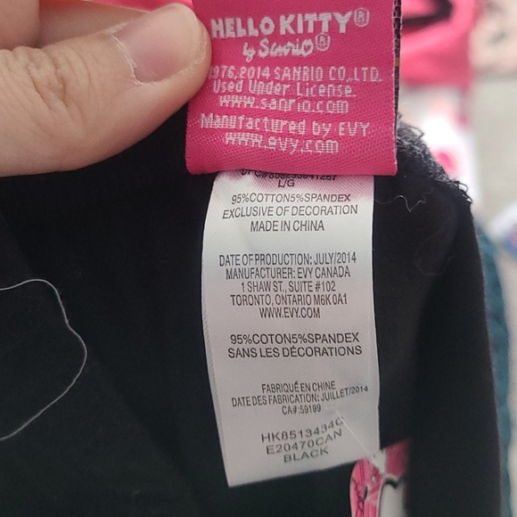 Hello kitty stretch leggings large - Picture 3 of 3